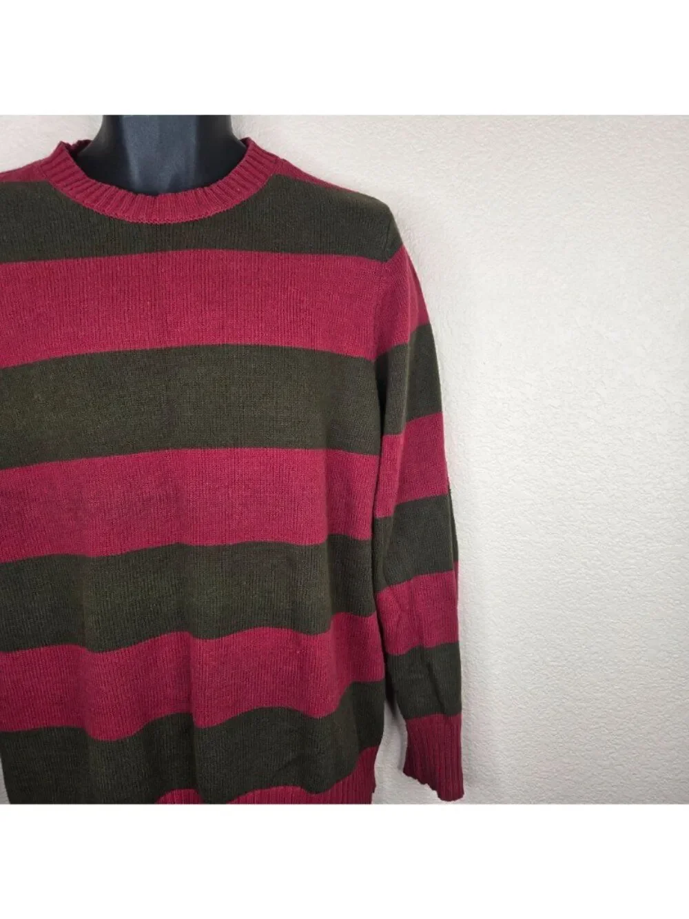 Nightmare on Elm St Freddy Krueger Striped Red Green Sweater Spirit Adult M
